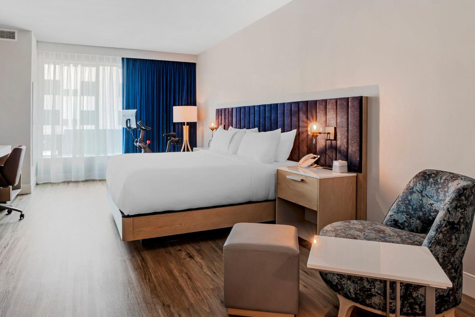Even Hotel Waco - University Area By Ihg Bagian luar foto