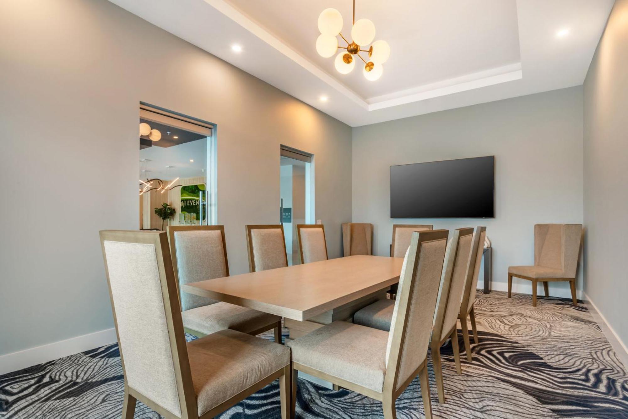 Even Hotel Waco - University Area By Ihg Bagian luar foto