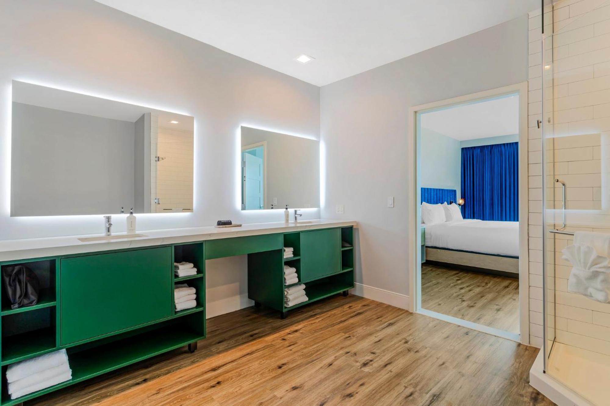 Even Hotel Waco - University Area By Ihg Bagian luar foto