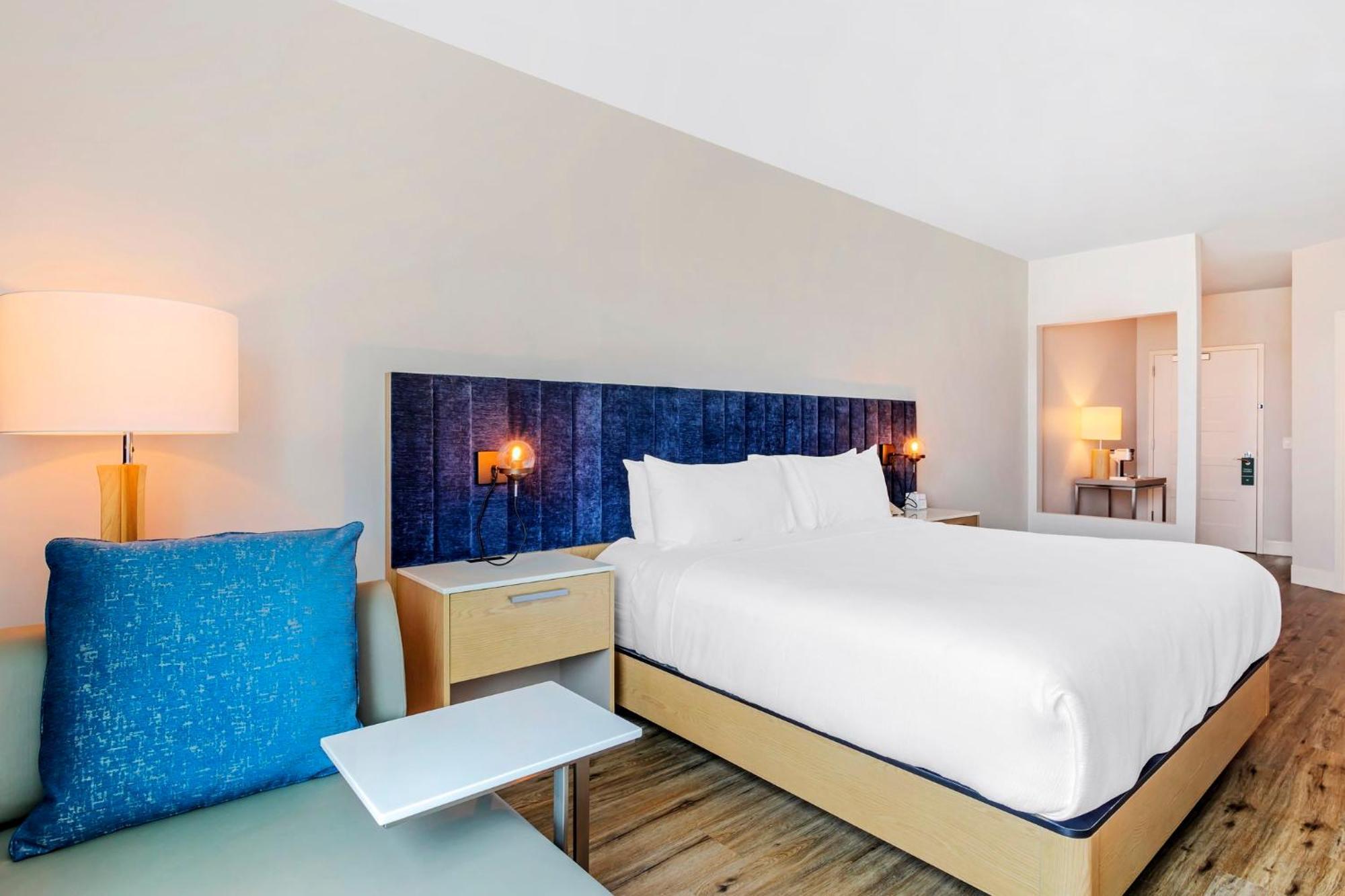 Even Hotel Waco - University Area By Ihg Bagian luar foto