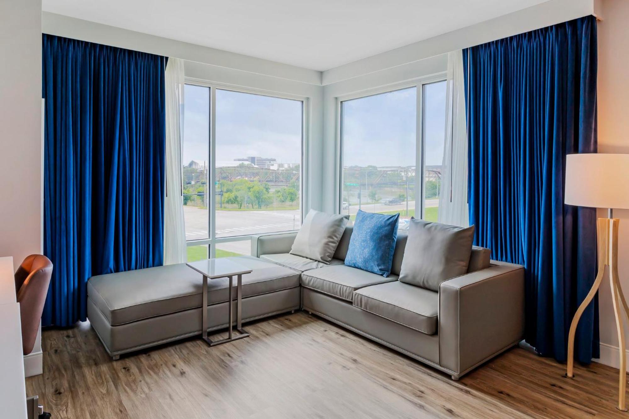 Even Hotel Waco - University Area By Ihg Bagian luar foto
