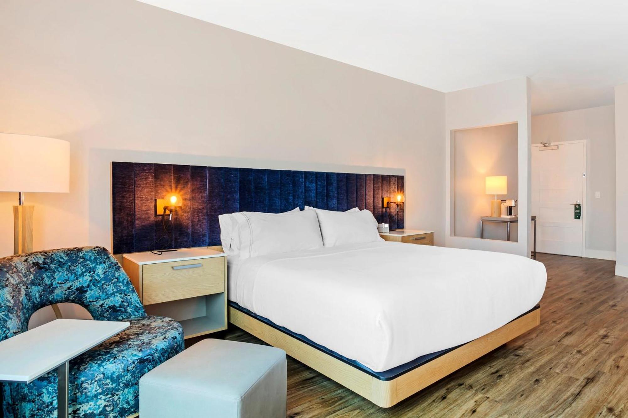Even Hotel Waco - University Area By Ihg Bagian luar foto