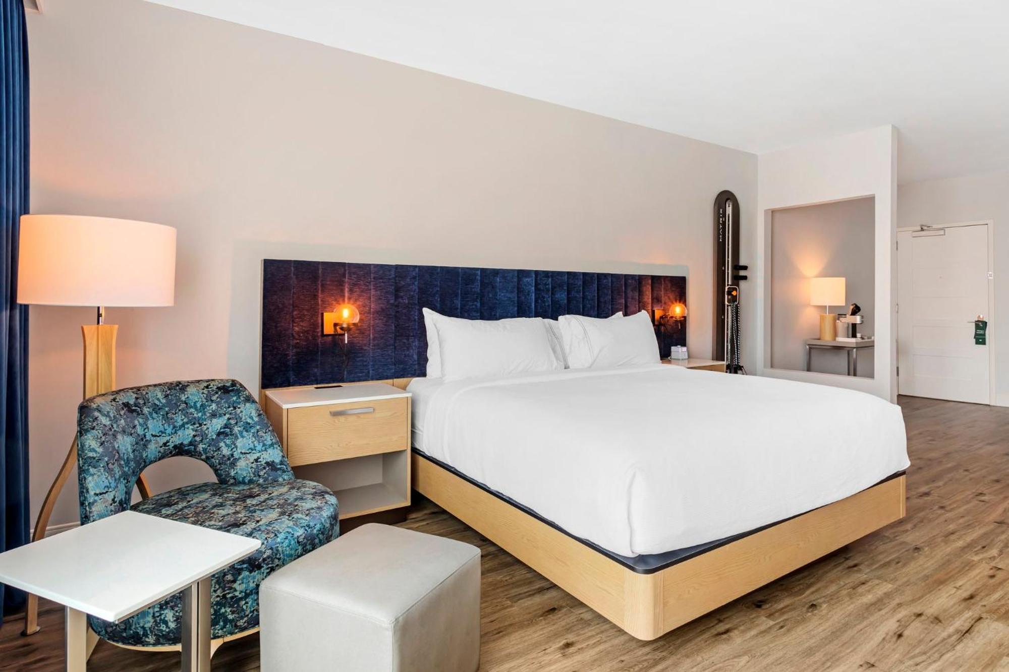 Even Hotel Waco - University Area By Ihg Bagian luar foto